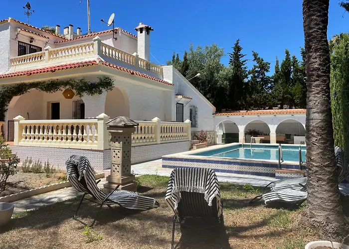 Villa Con Piscina A 5 Min A Pie De La Playa Y Pau5
